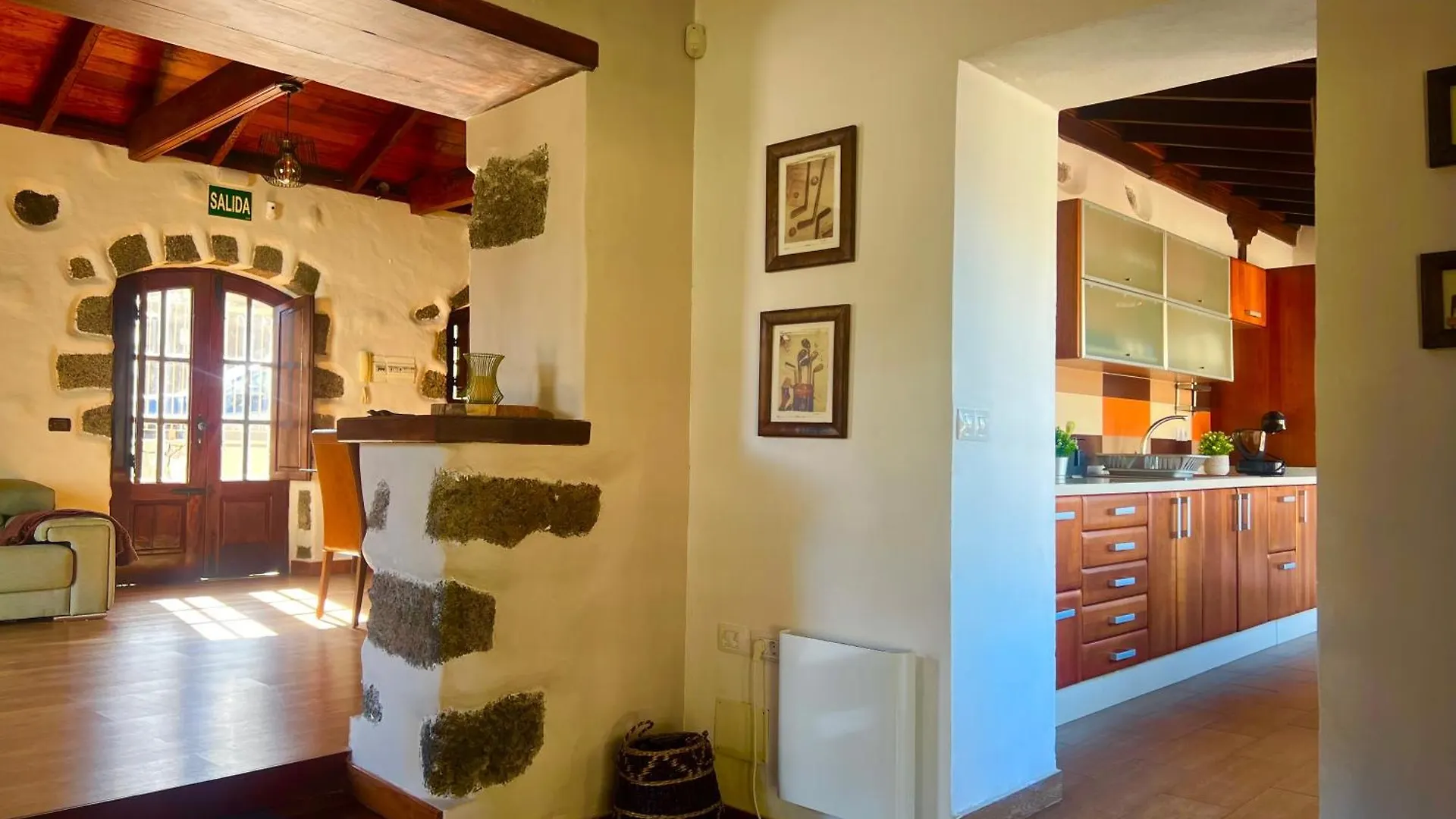 Villa Tegueste 0*,  España